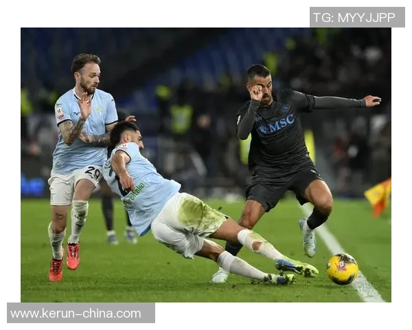 足球明星背后的冷门球衣号码揭秘与故事分享